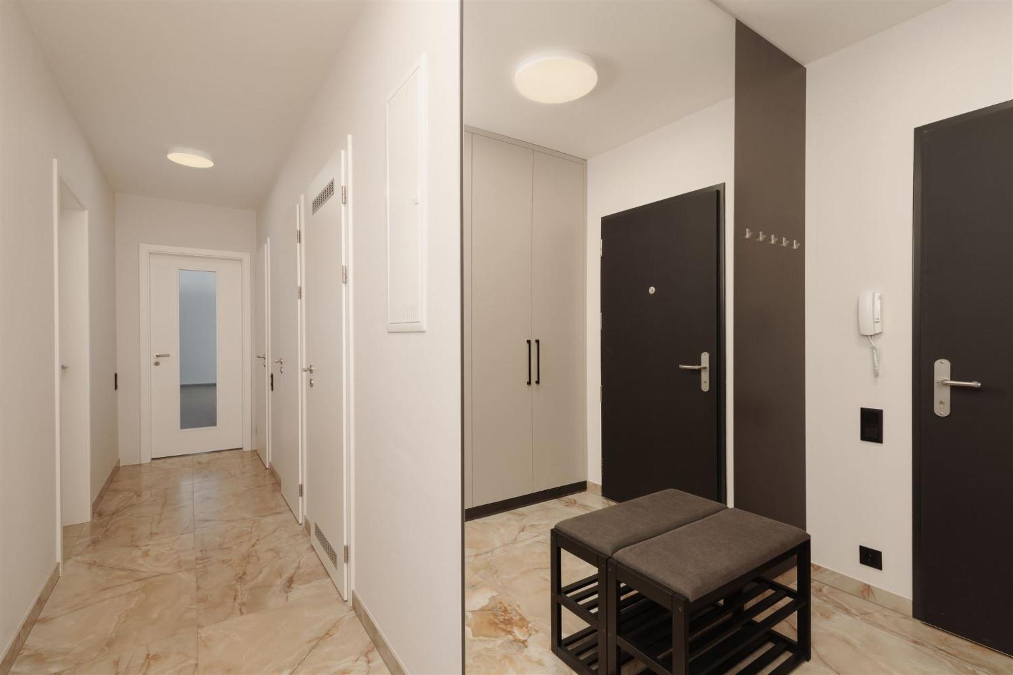 Luxury Sunny Home - Garage Parking, Metro, Balcony, Ps5 With Games Prague Extérieur photo